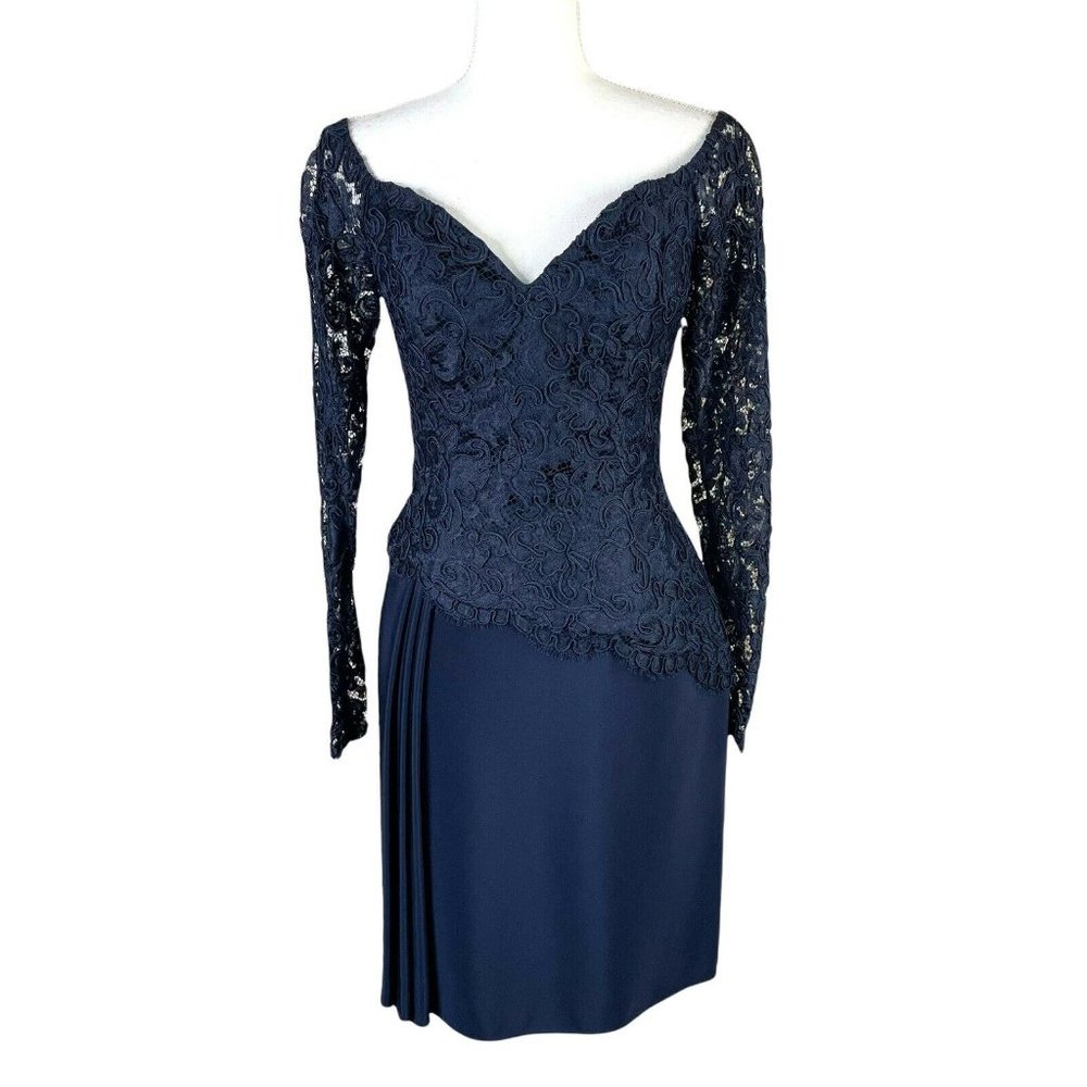 JOANNA MASTROIANNI Navy blue lace dress 6 NOT 3/4 sleeves, full length.